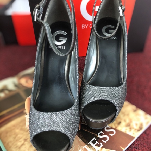 Heels - Picture 3 of 3